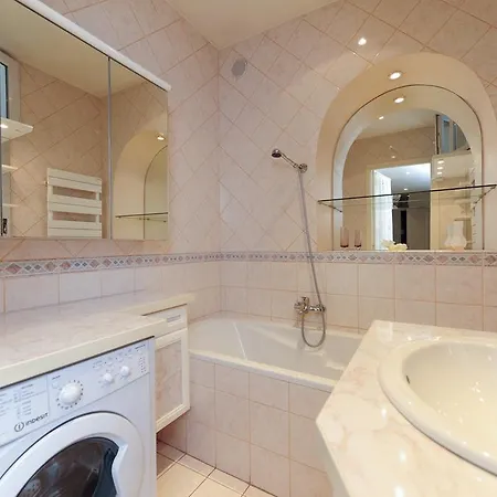 Minuetto Five Stars House *