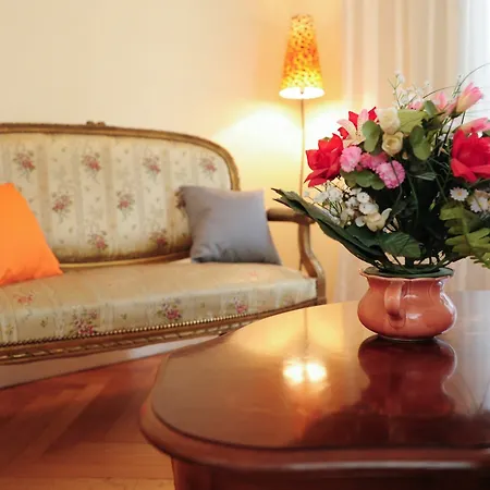 Apartment Minuetto Five Stars House